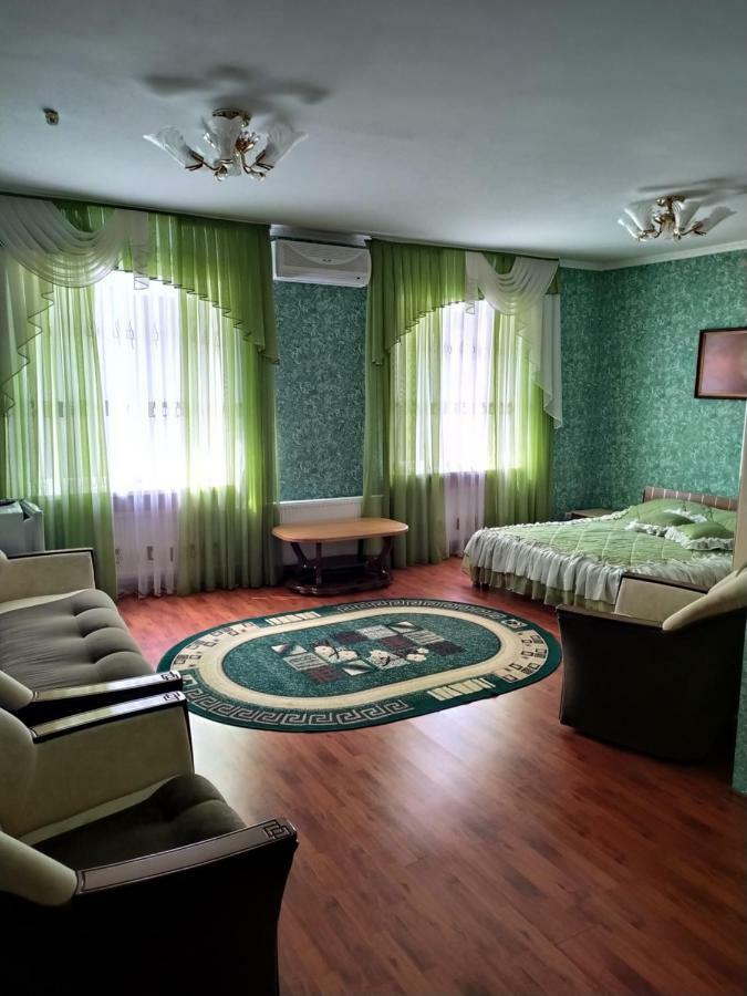 Hotel Tropicana Svitlovodsk Eksteriør bilde